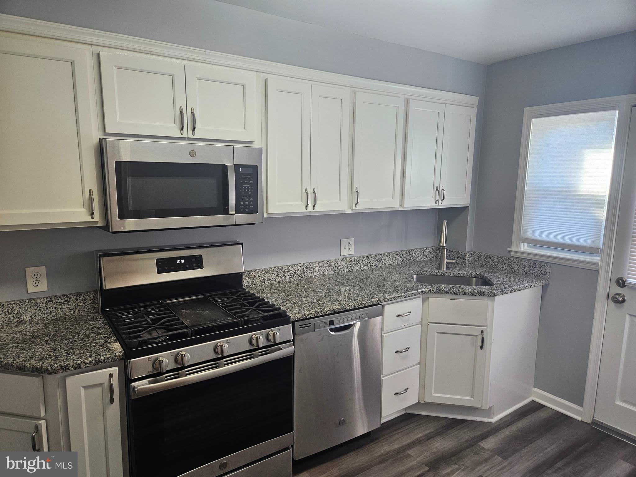 7219 CONLEY Street – photo 4