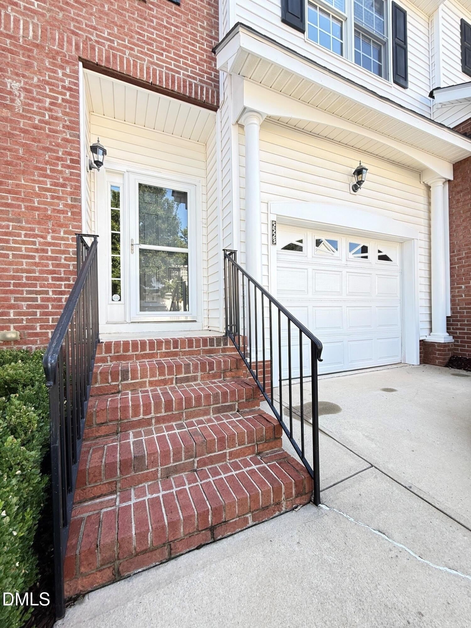 5523 Cottonrose Lane – photo 2