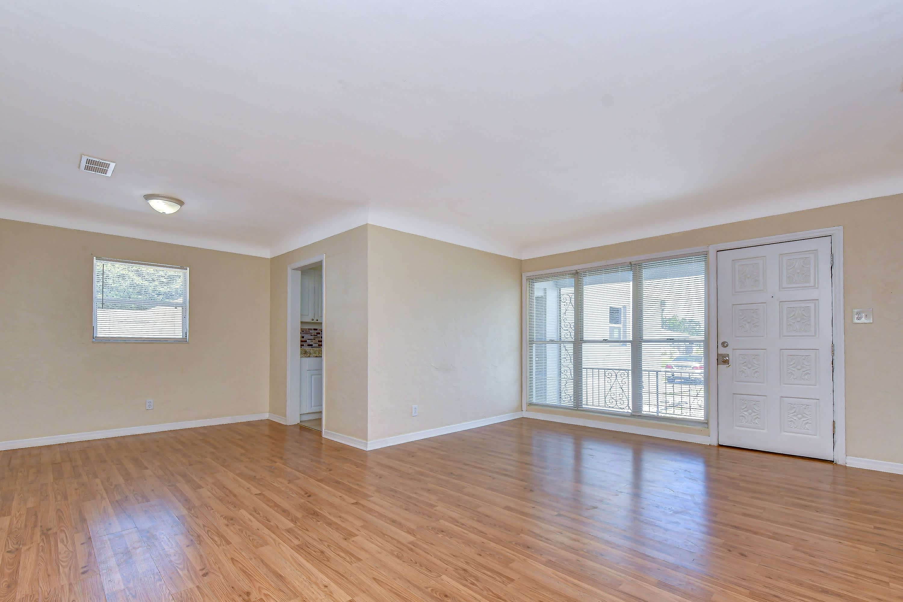 5634 9th Avenue North – photo 4
