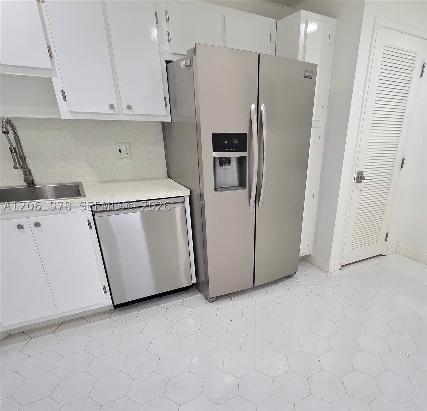 4030 W Palm Aire Dr – photo 3