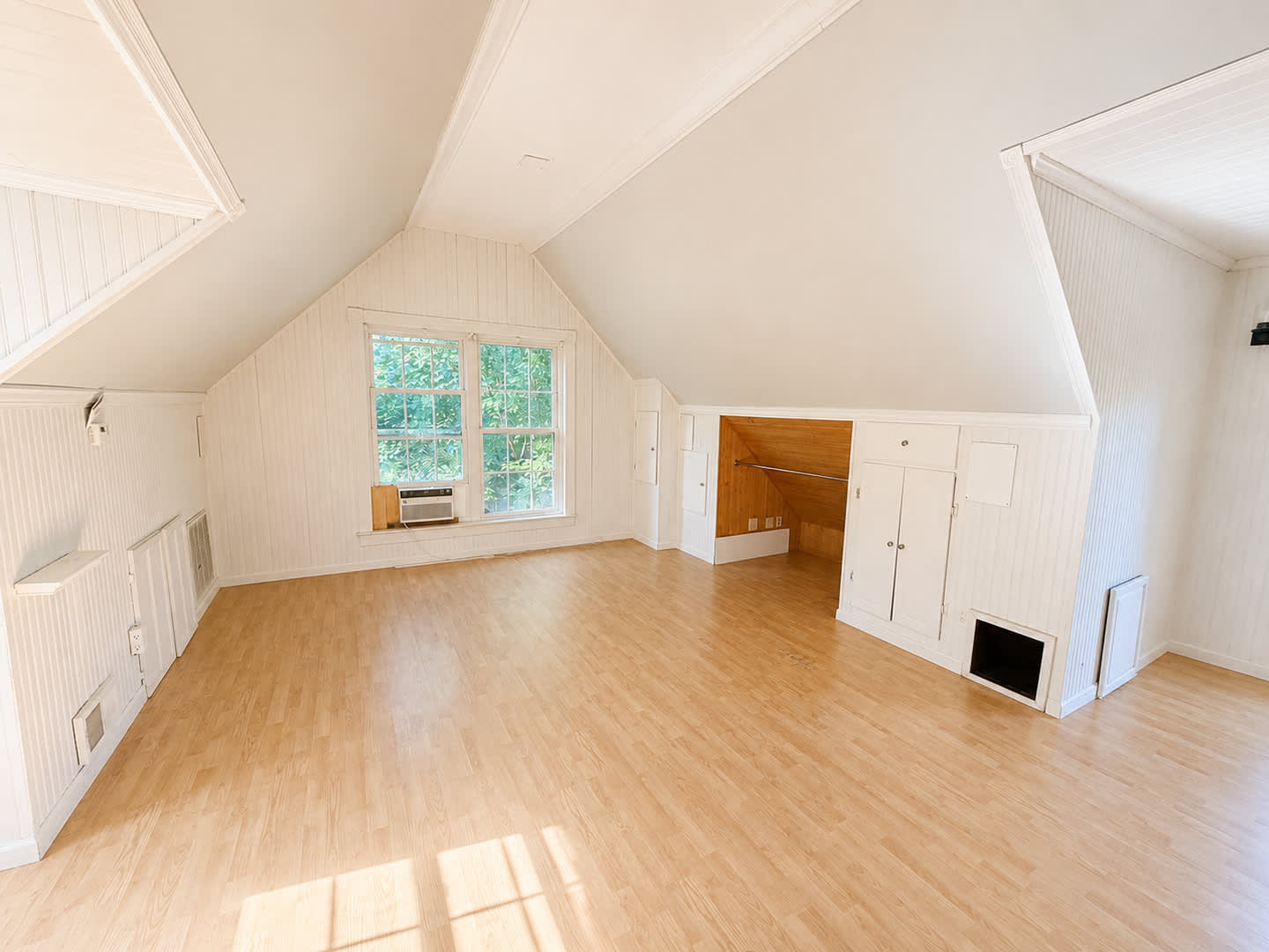 Studio Living in Jonesboro – photo 2