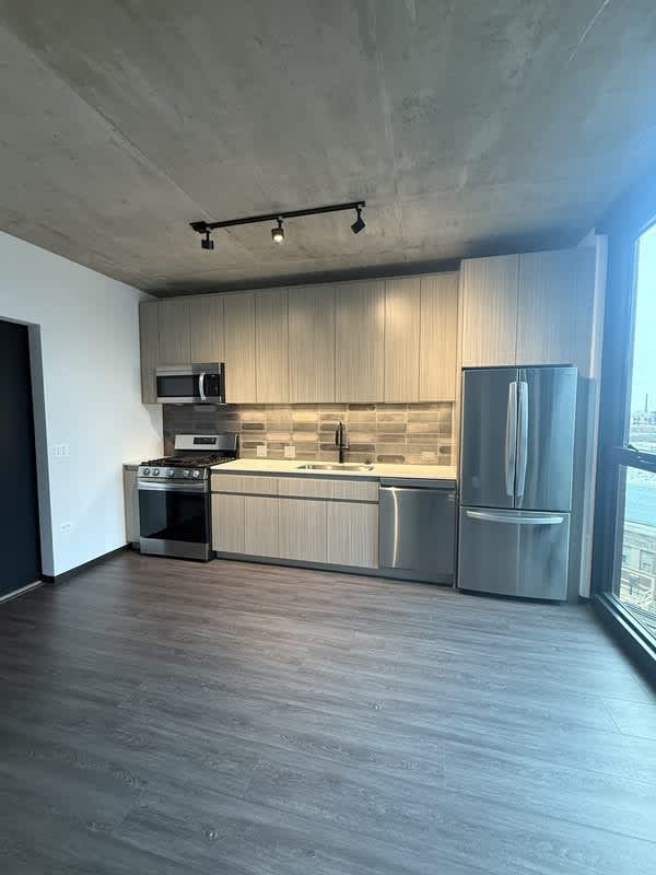 1415 W Randolph – photo 3