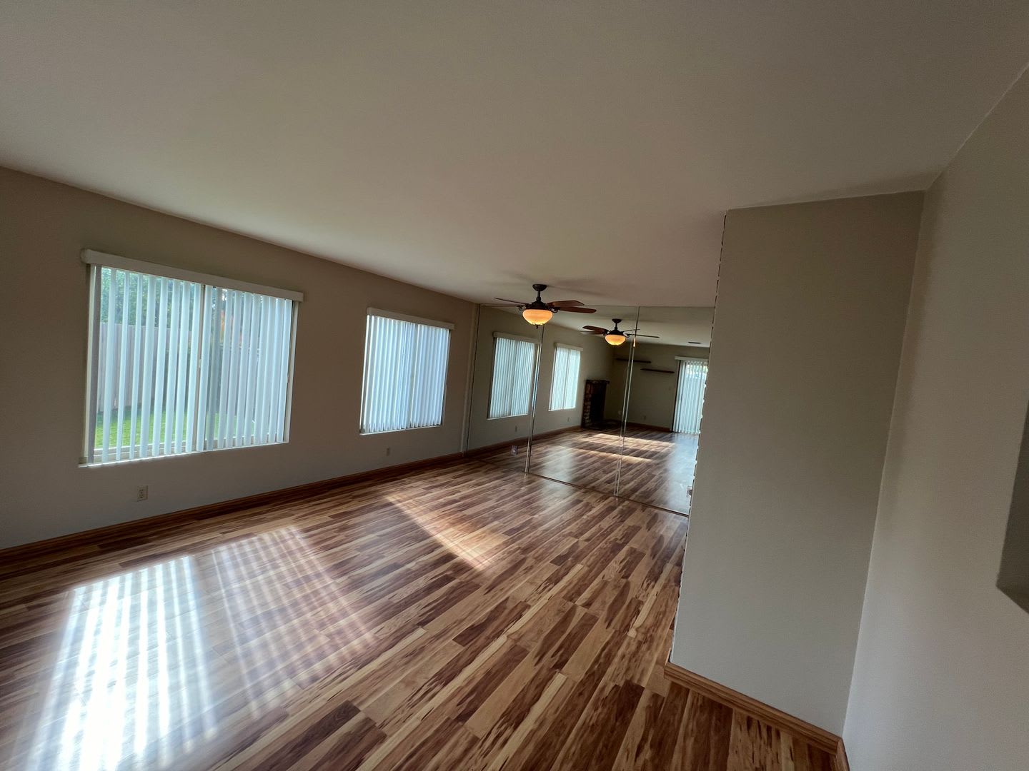 Great Townhome For Rent – photo 5