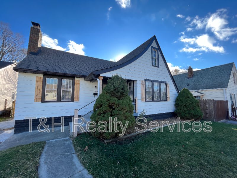 4901 Young Avenue – photo 4