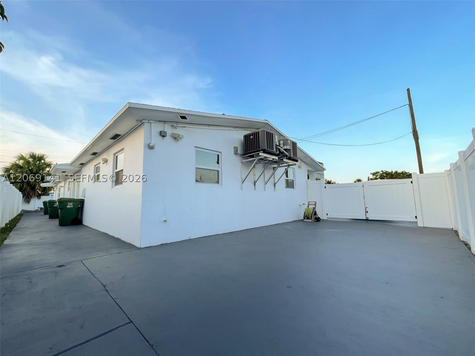 510 NE 4th Ave – photo 3