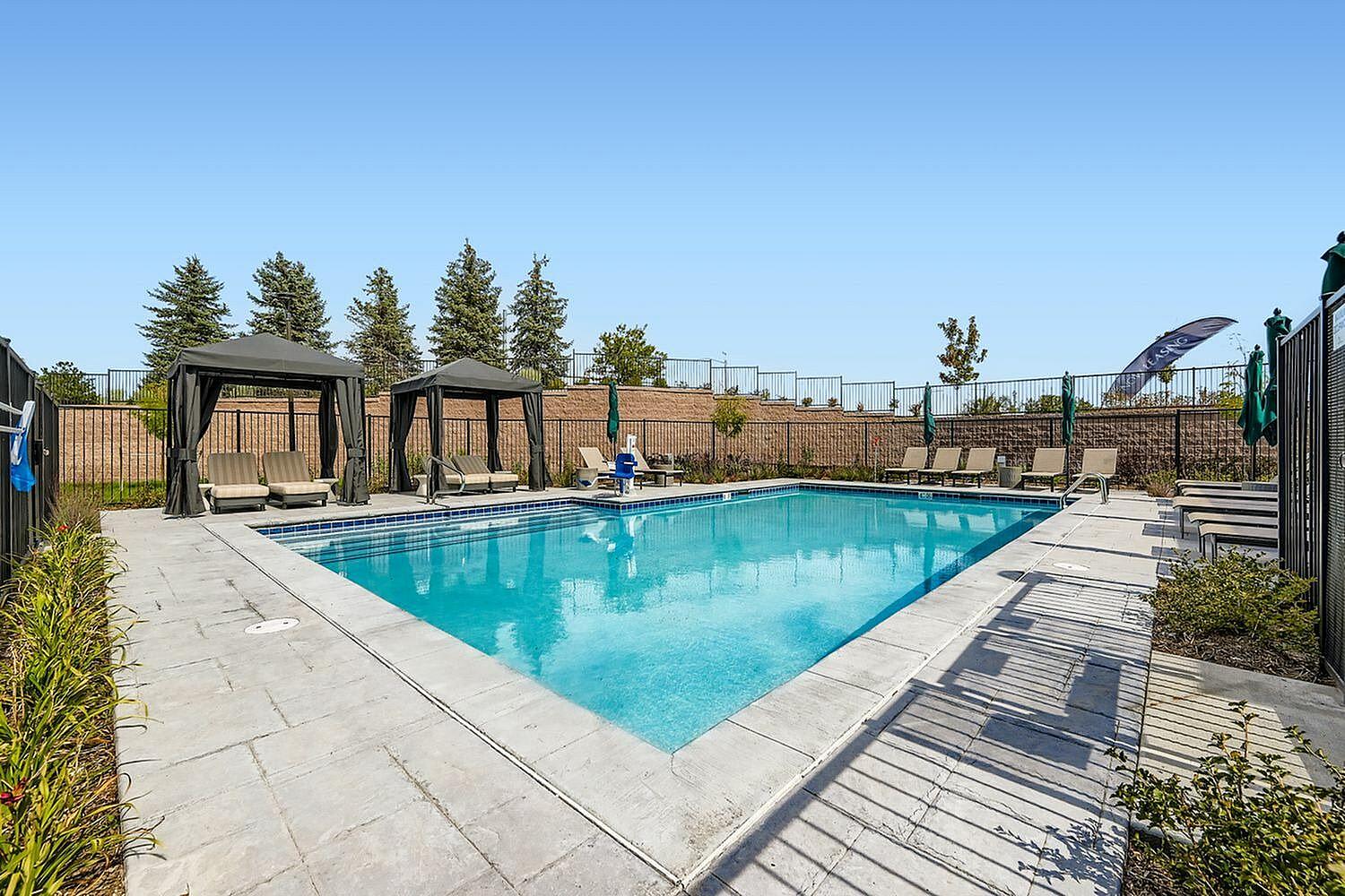 The Lennox at Copperleaf – photo 3