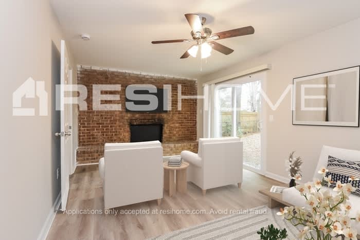8283 Brittany Lane – photo 5