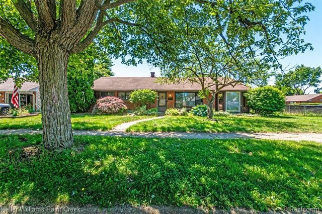20510 Luna Street – photo 2