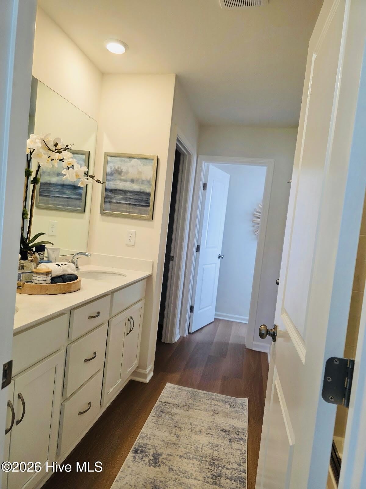 1056 Ben Thomas Drive NE – photo 3