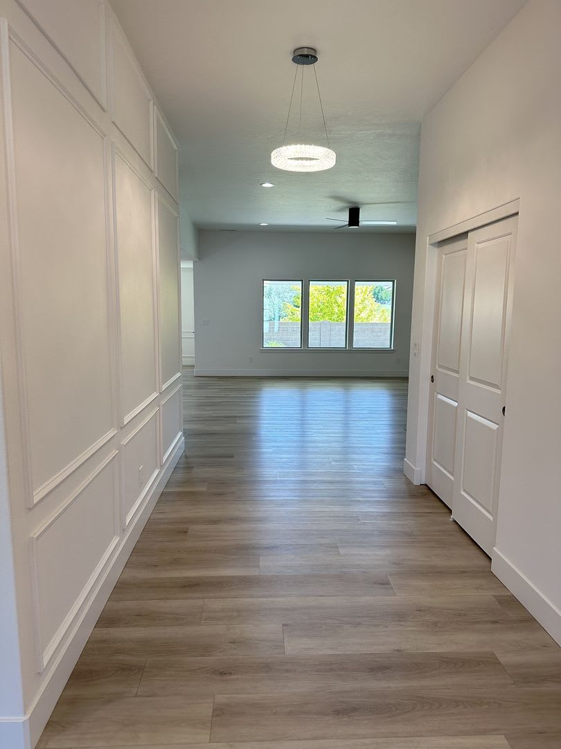 Stunning 4-Bedroom Home with Breathtaking Pasture Views for Lease – 1,990 sq ft – photo 4