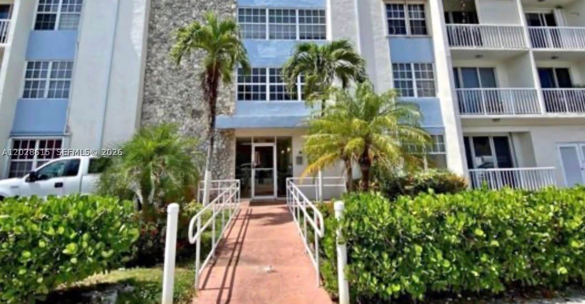 3551 SW 9th Ter – photo 1