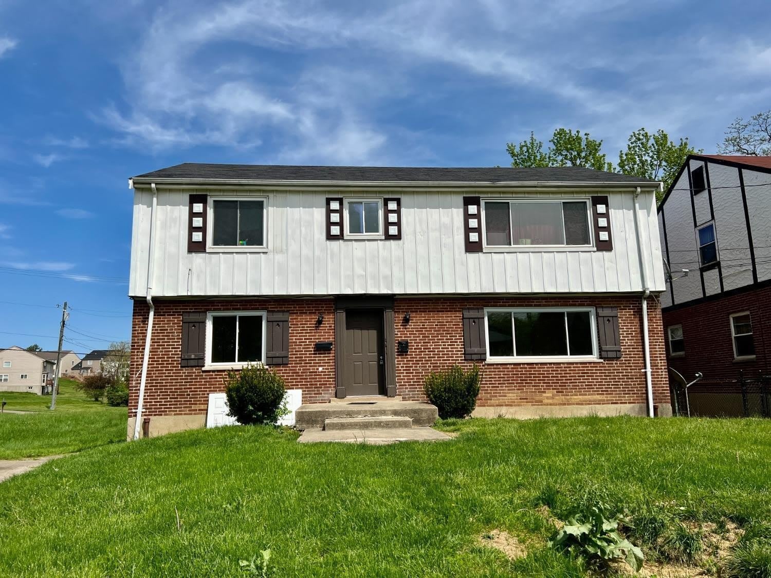 5510 Newfield Avenue – photo 1