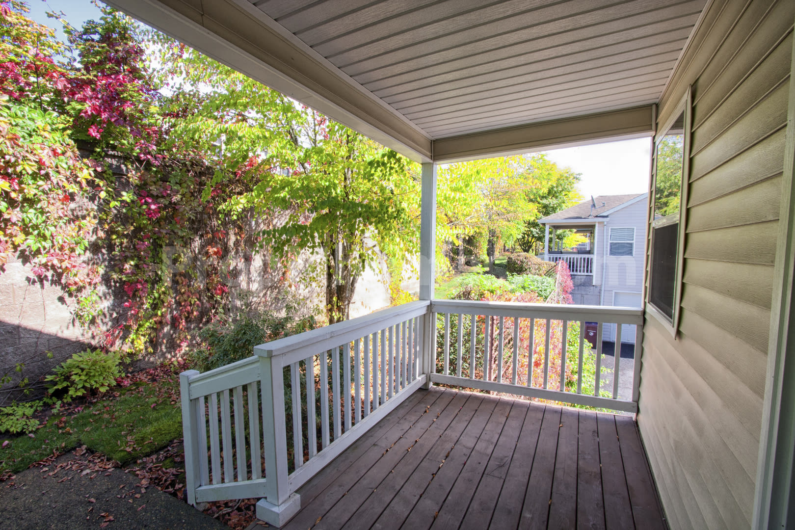 Spacious One Bedroom in Clackamas with Attached Garage! – photo 1
