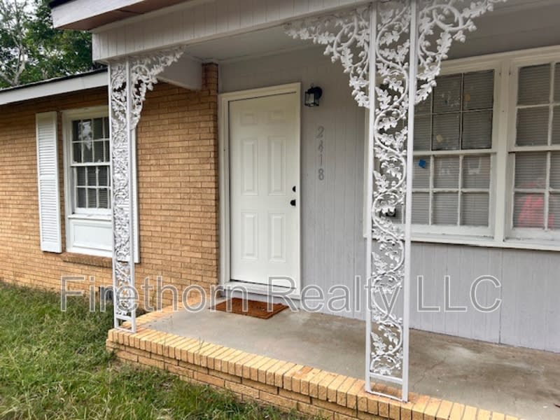 2418 Sumac Drive – photo 2