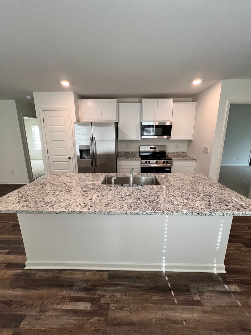 New Construction Rental Home Available! – photo 4