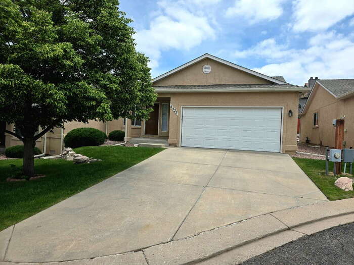 6425 Gilmore Grove – photo 3