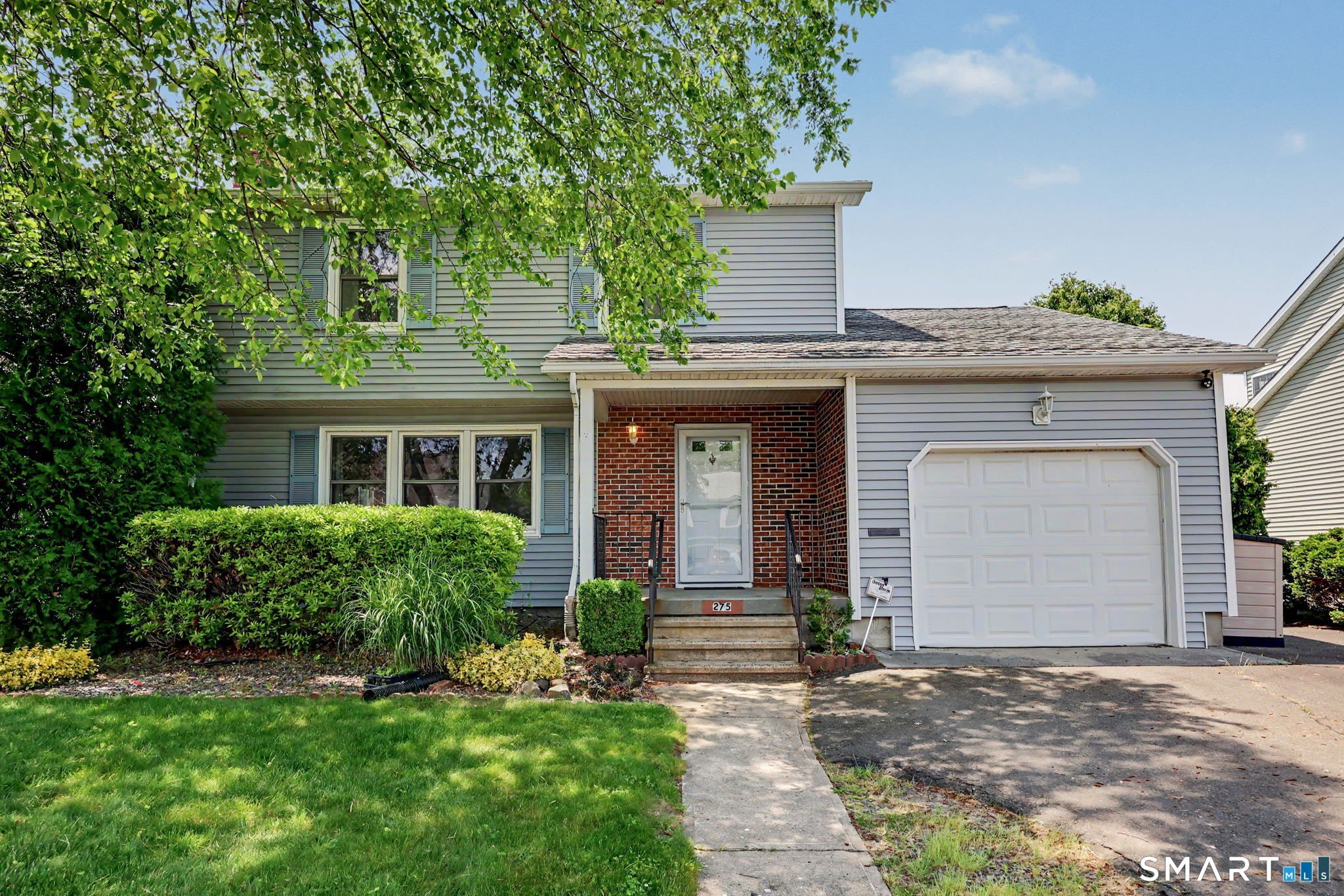 275 York Street – photo 1
