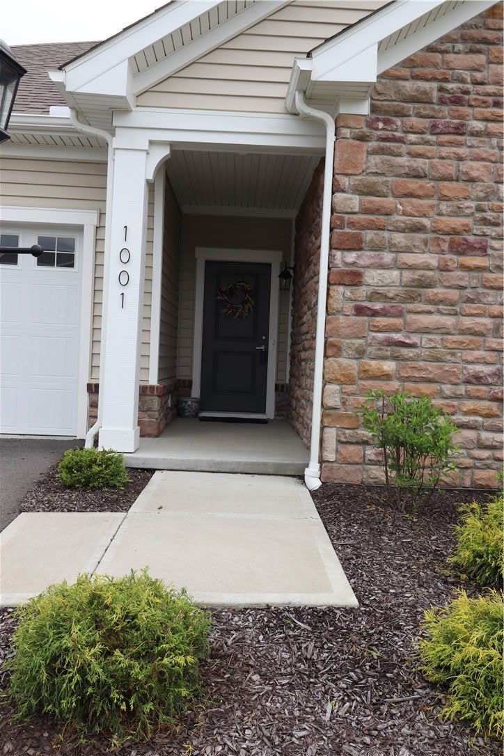 1001 Courtyard – photo 5