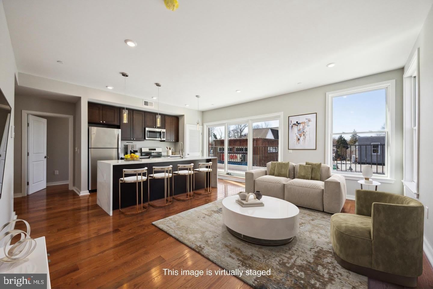 100 Forrest Avenue – photo 1