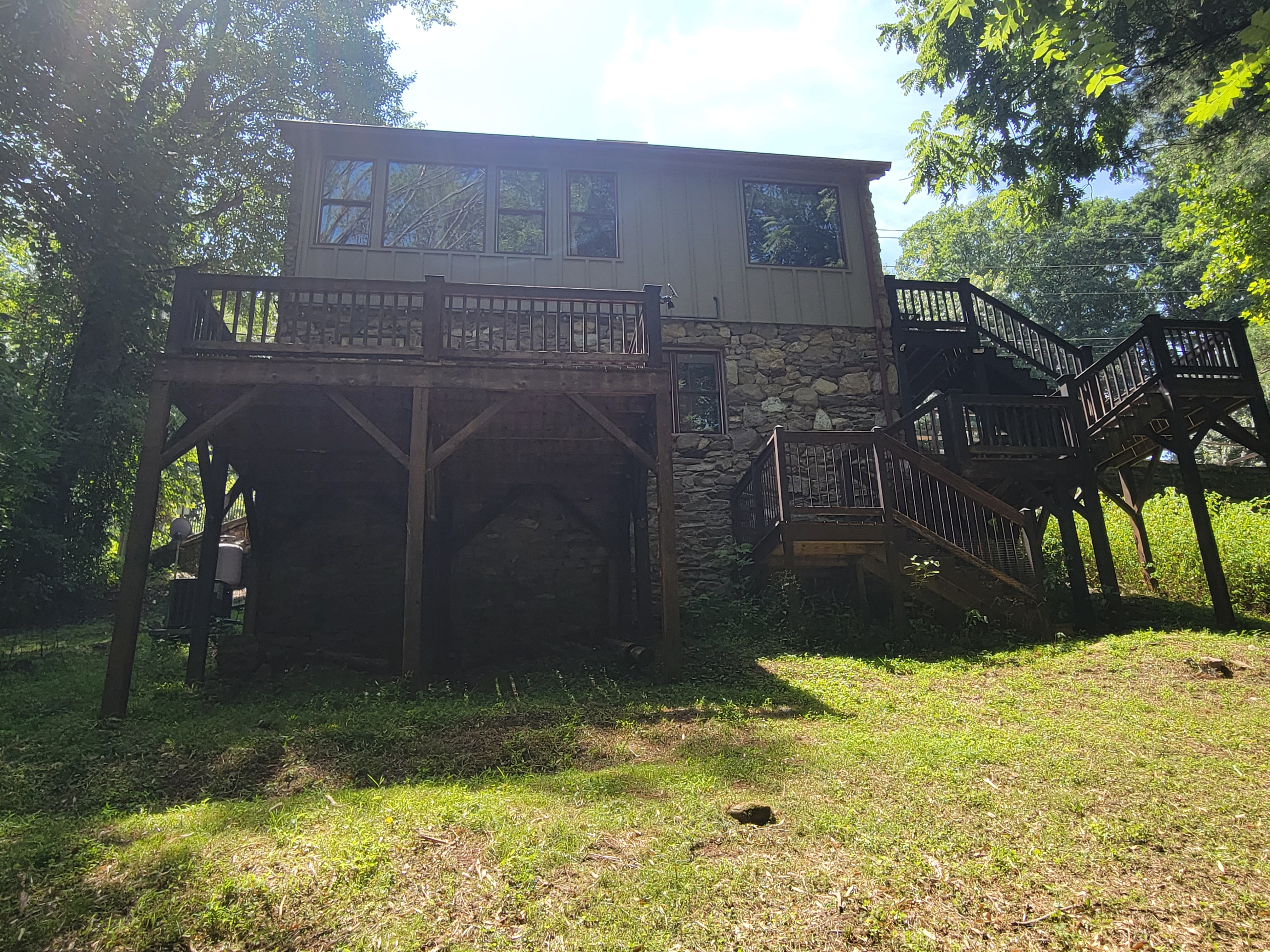 809 S Main St – photo 4