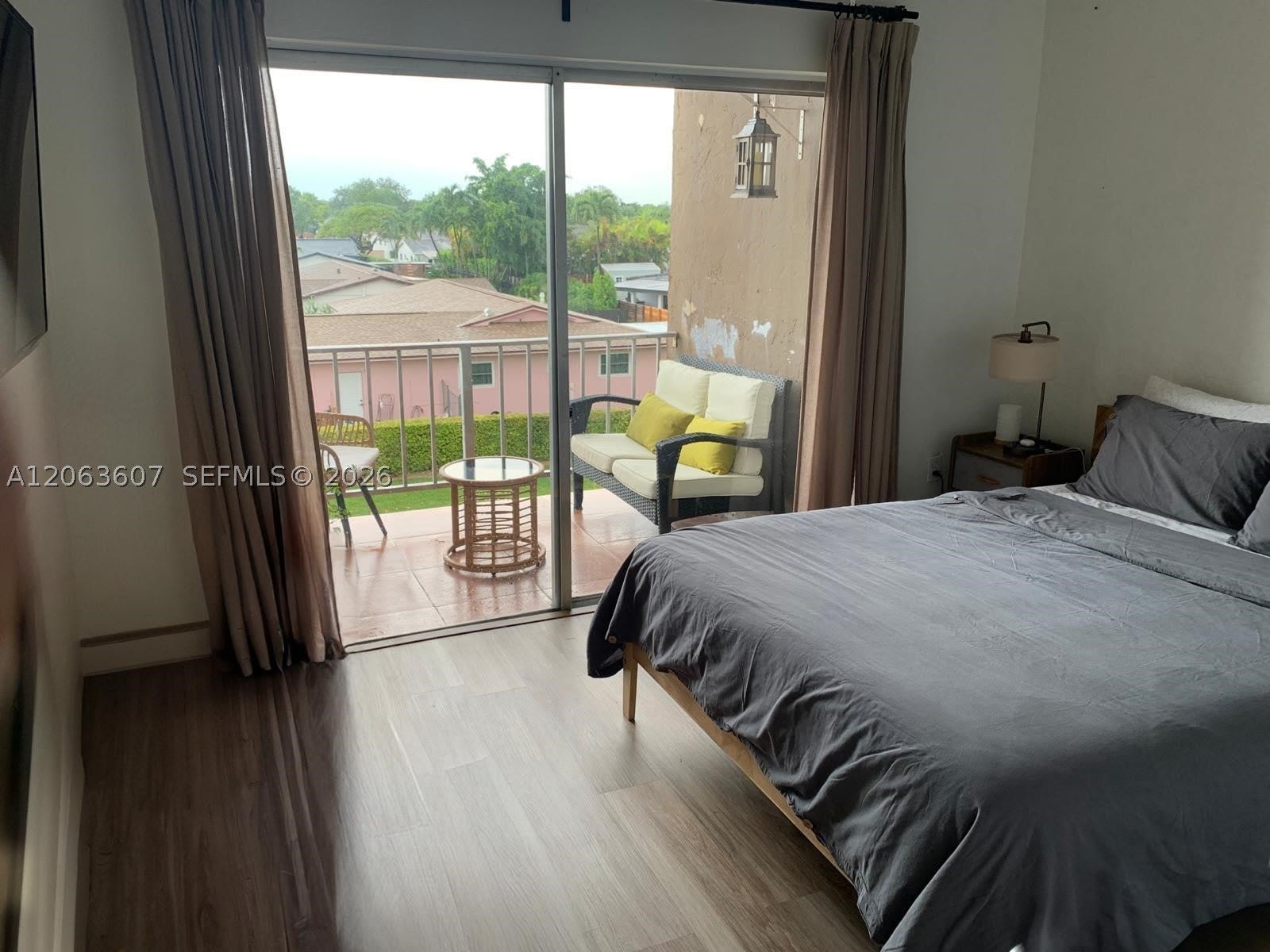 9437 SW 76th St – photo 5