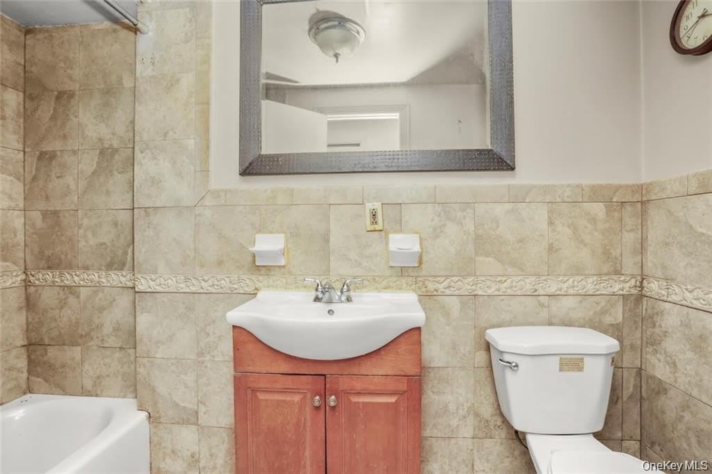 80 Elliott Avenue – photo 4