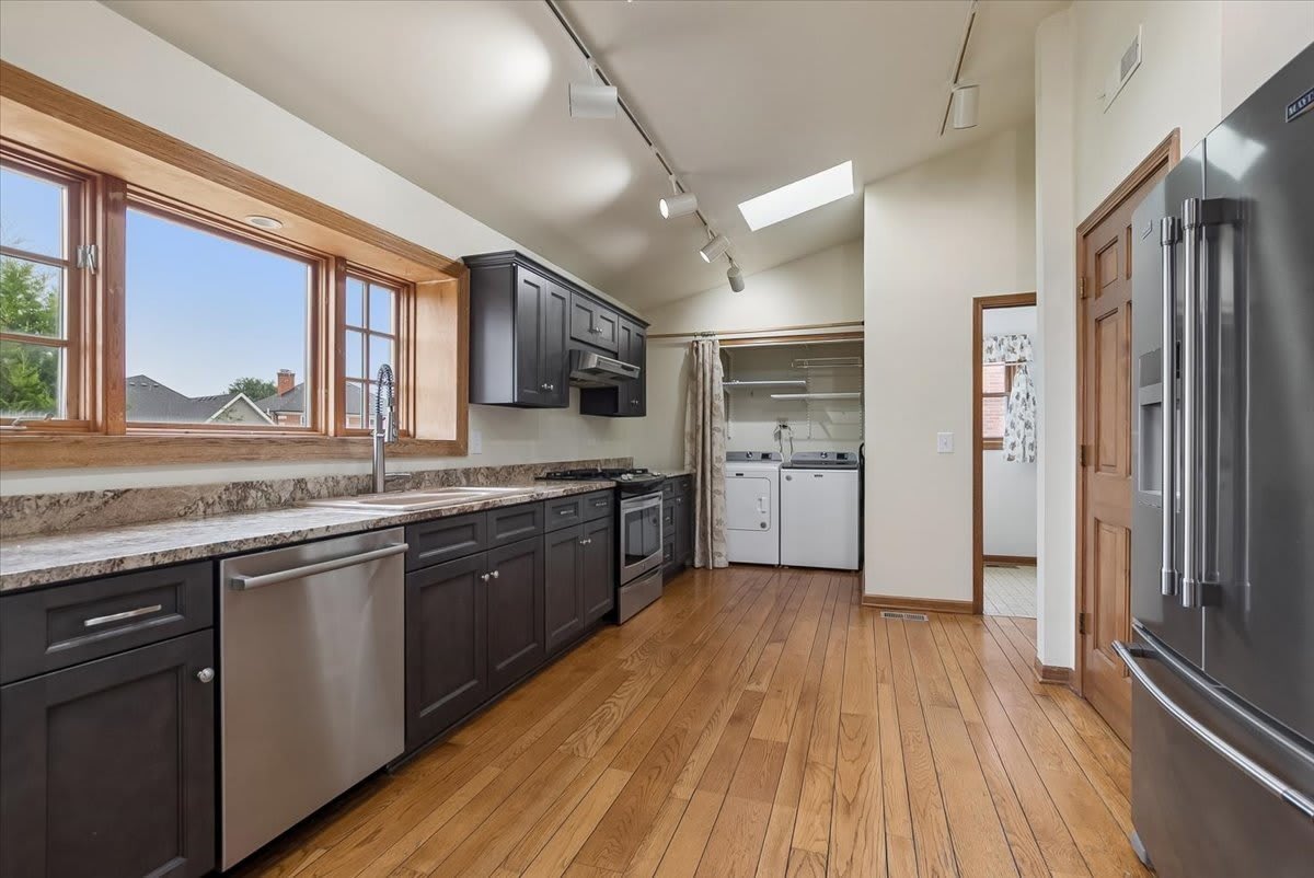 1858 Princeton Circle – photo 4