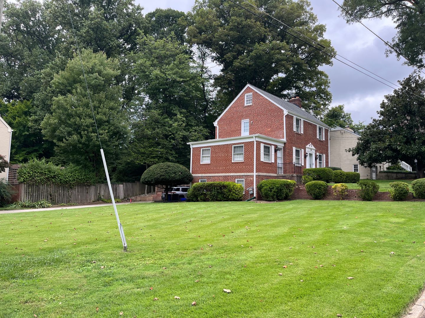 CHARMING COLONIAL IN KENSINGTON CLOSE TO NIH JOINT BASE BETHESDA – photo 5