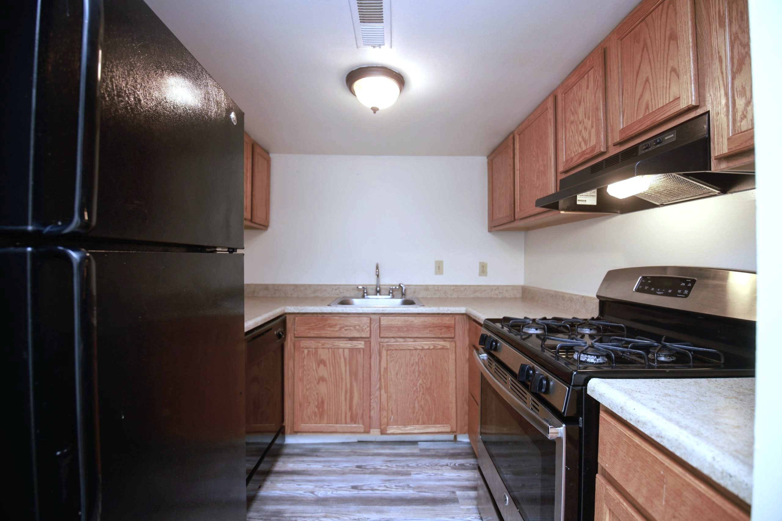 Brighton Apartments – photo 3