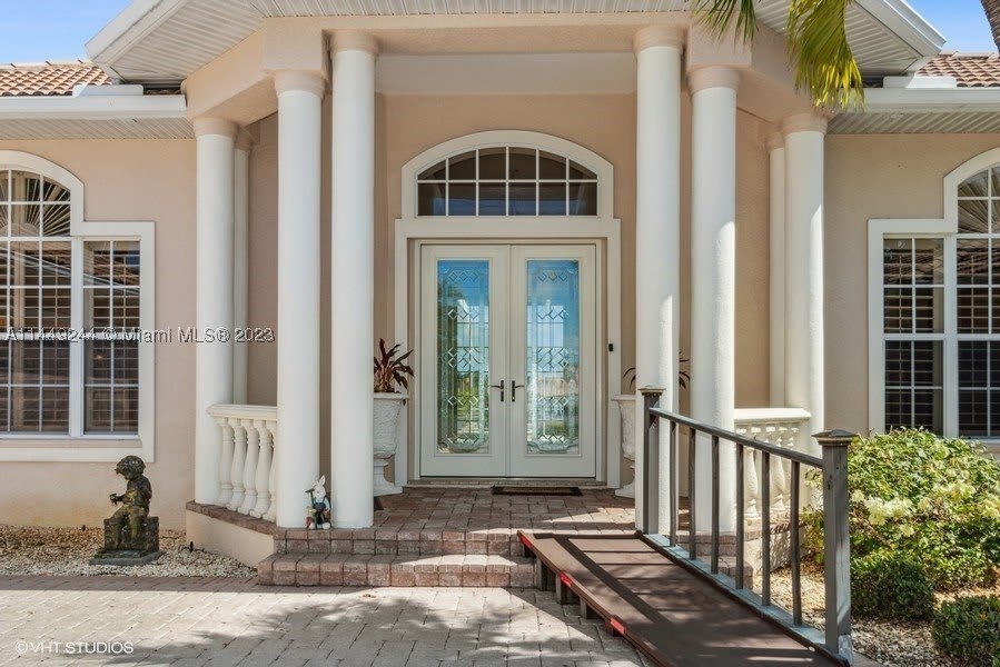 1524 Columbian Drive – photo 4