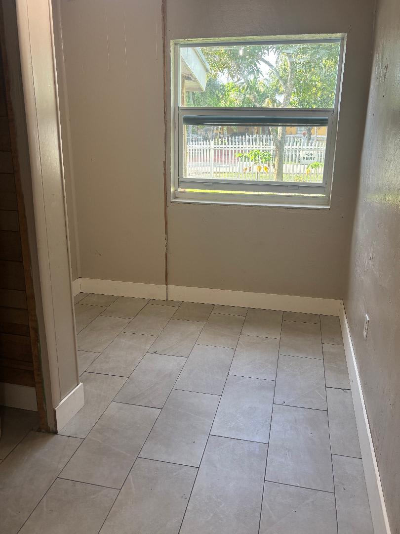 1570 Northwest 128th Street – photo 3