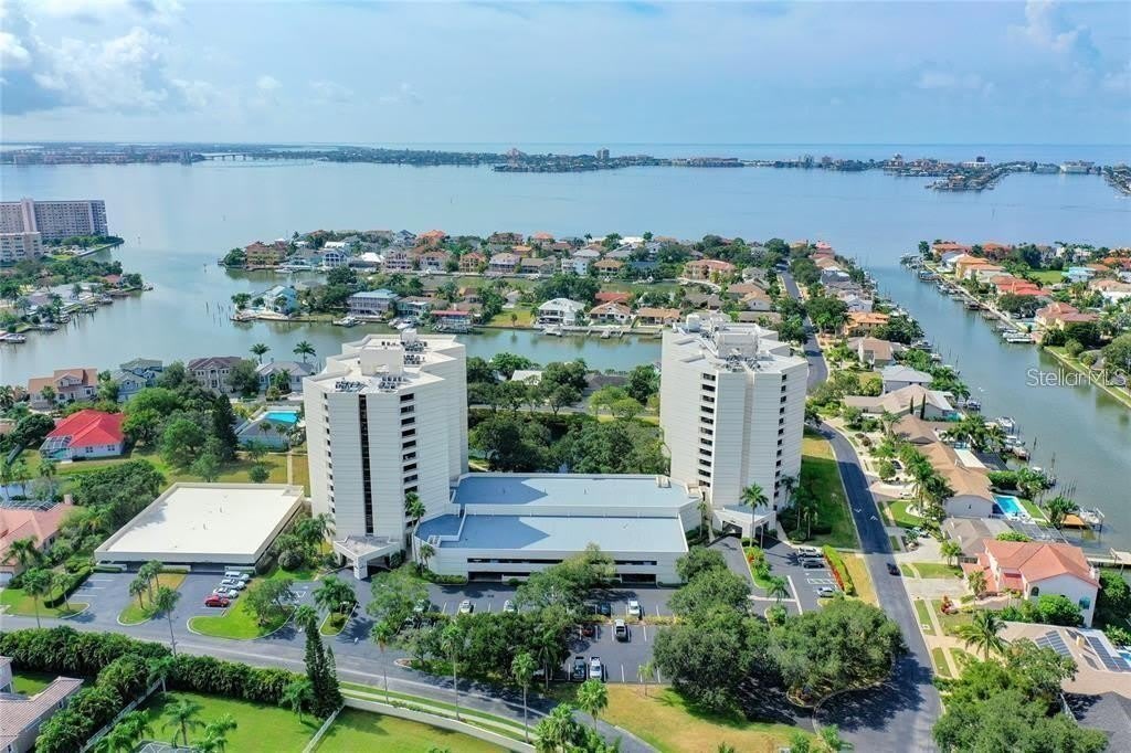 5950 PELICAN BAY Plaza S – photo 5