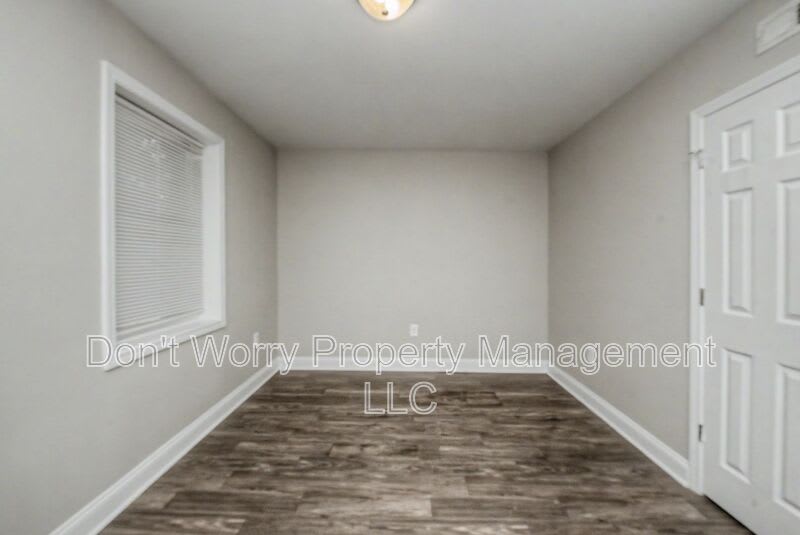 615 Dumaine Street E – photo 5