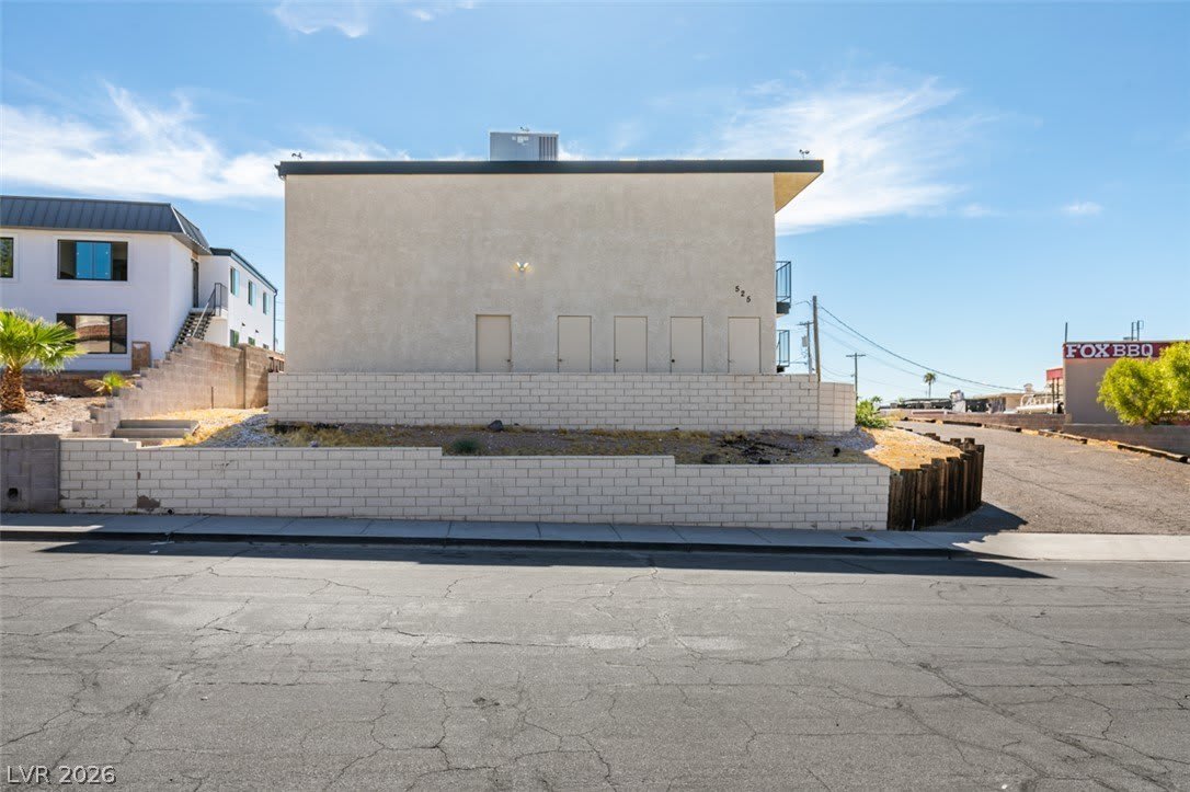 525 Fir Street – photo 3