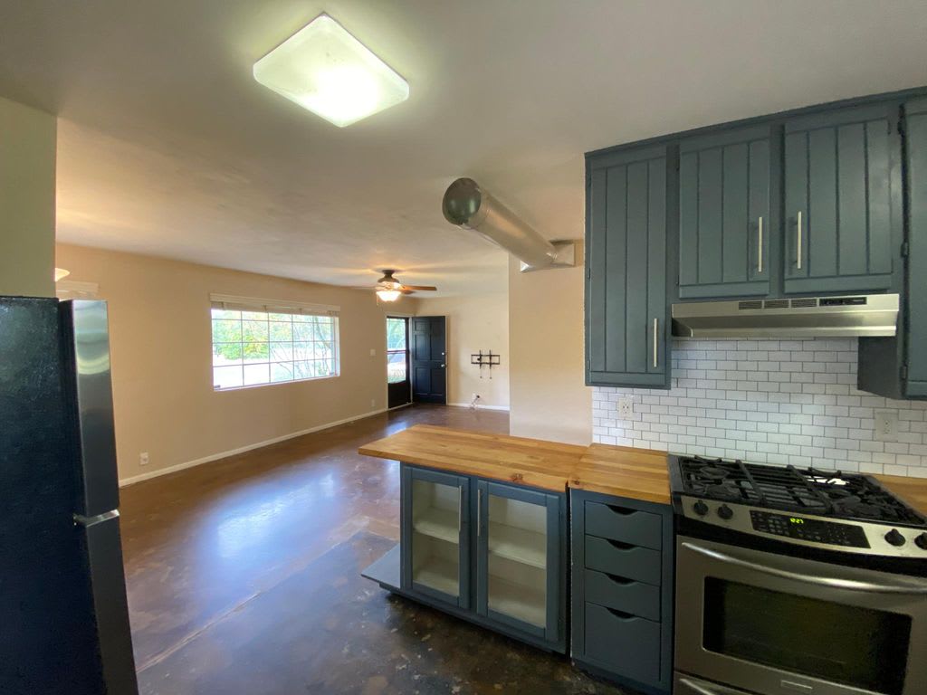 1448 E Cedar St – photo 3