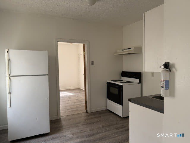 27 N Main Street – photo 3