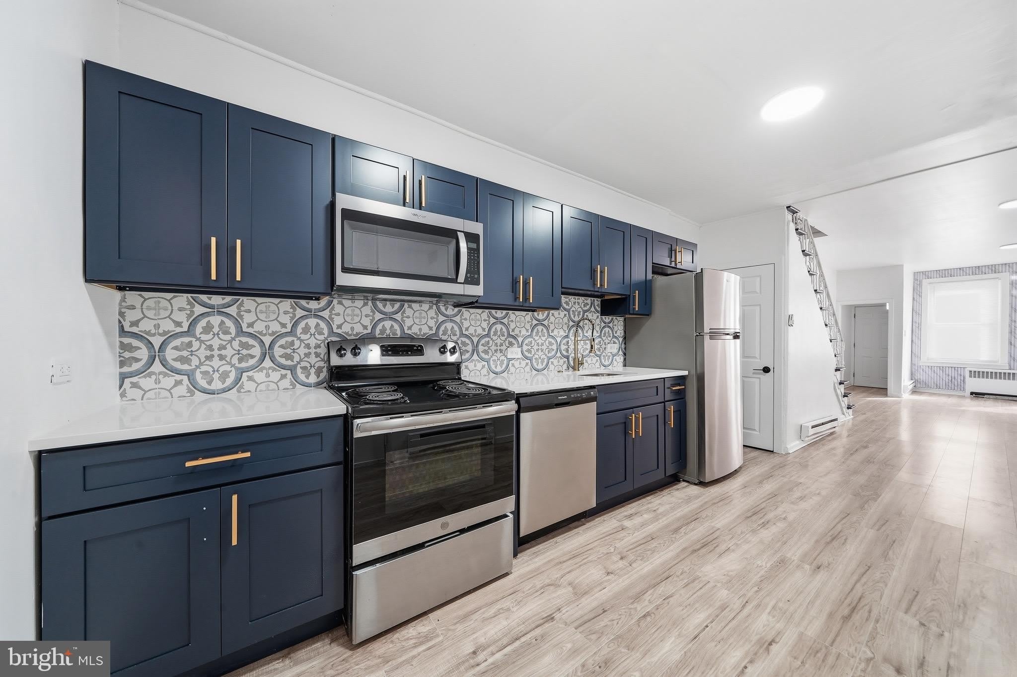 2062 E STELLA Street – photo 1