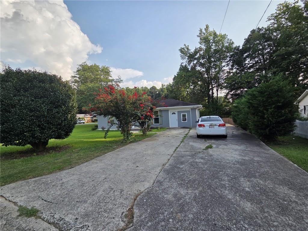 762 Lancelot Drive – photo 2