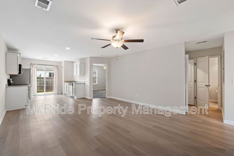959 Madrid Court – photo 5