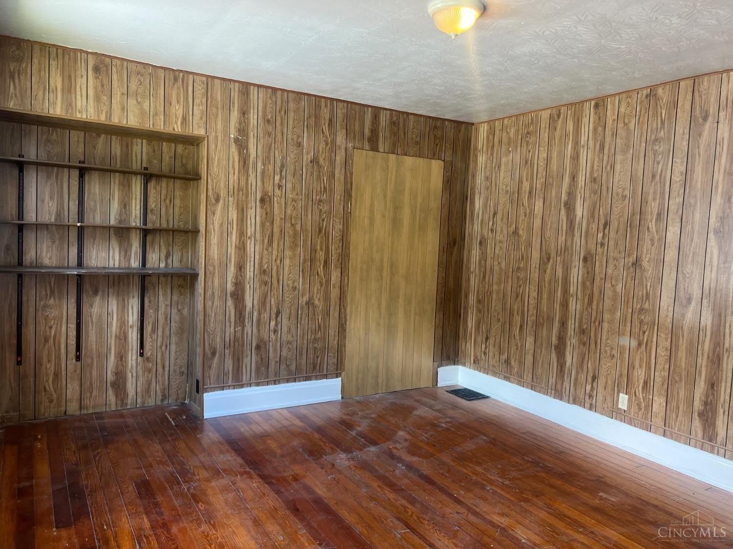 1274 Ross Avenue – photo 4