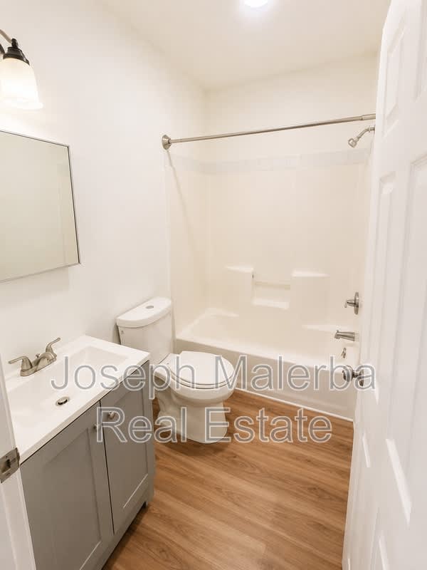 34 Merchants Ave – photo 2