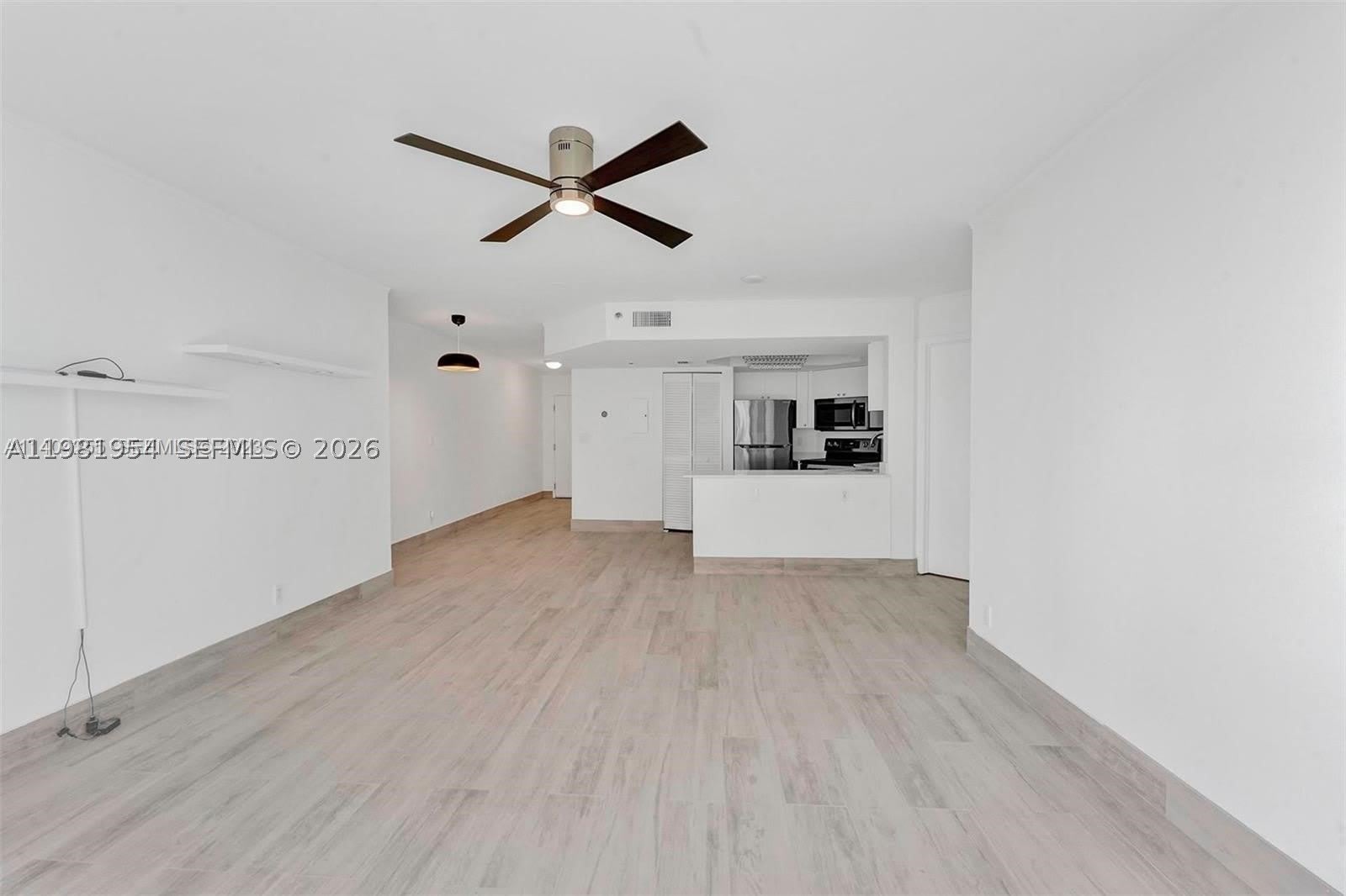 8911 Collins Ave – photo 3