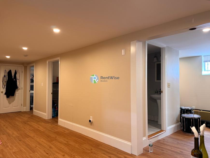 46 Bromfield Rd – photo 4