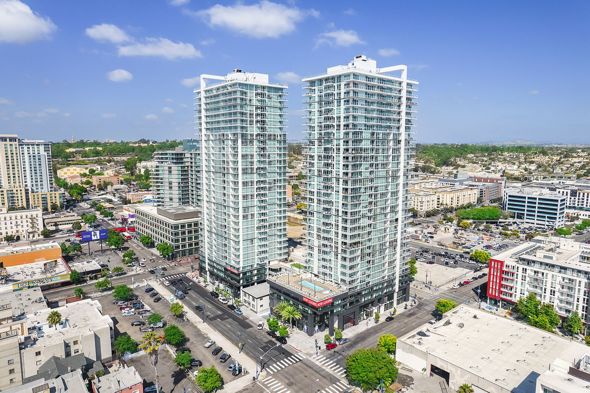 Broadway Towers – photo 1