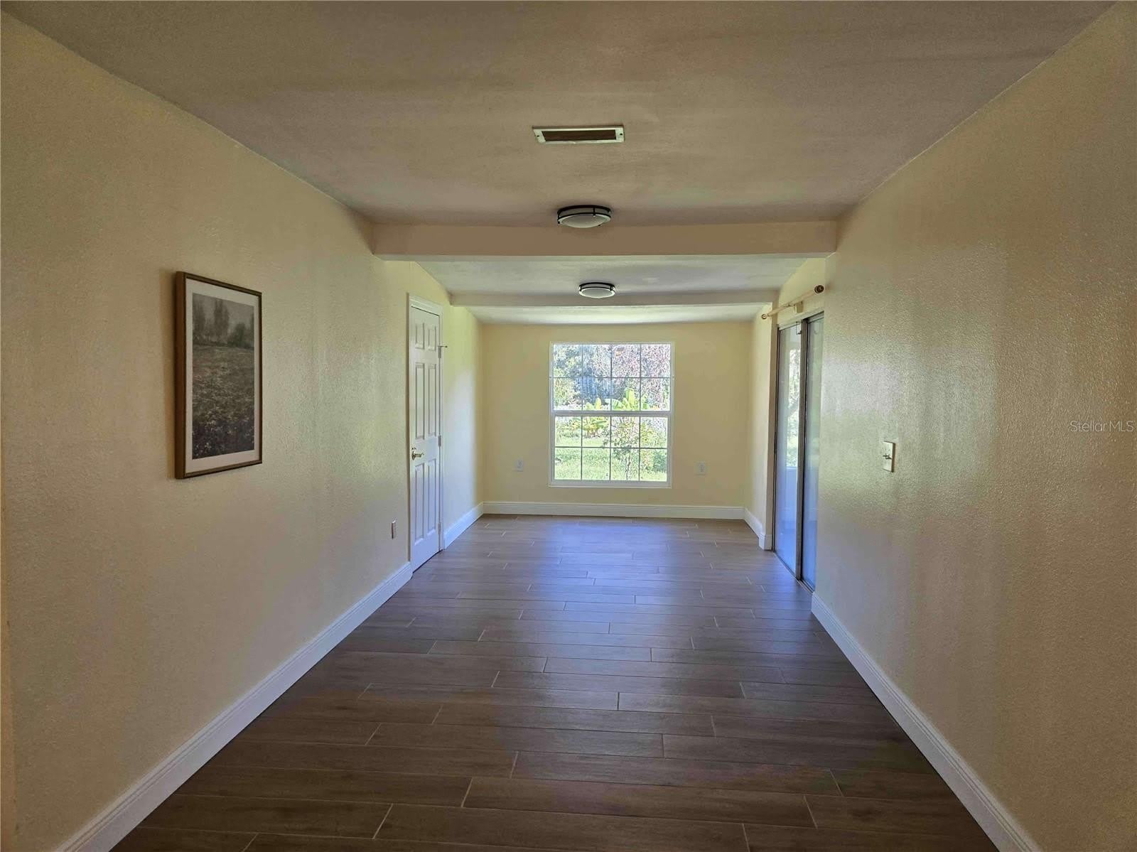 111 EUNA Lane – photo 4