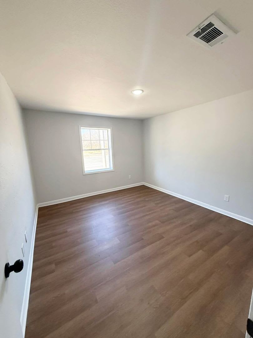 2 Bed 1 Bath Close to Downtown – photo 5