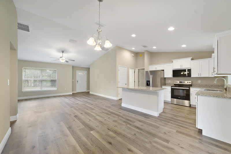 10254 N Langdon Rd – photo 2