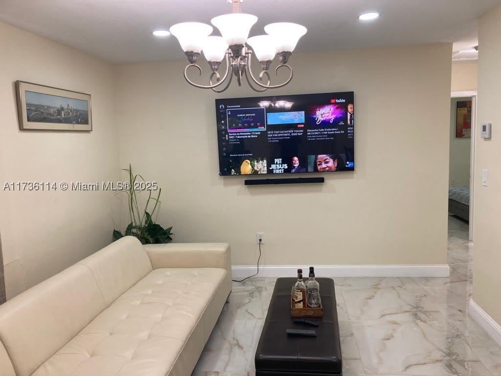 457 NE 140th St – photo 2