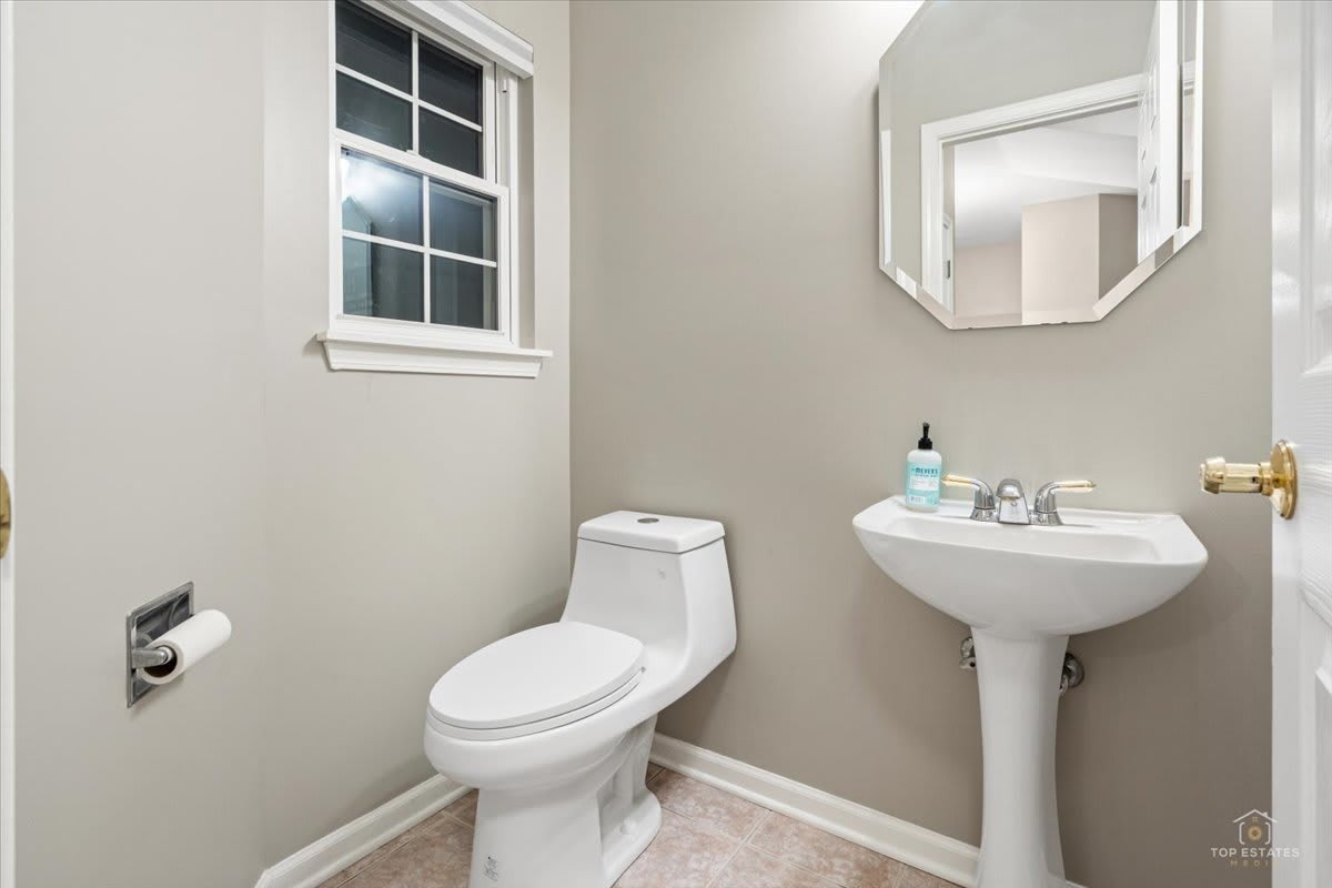126 Bay Drive – photo 5