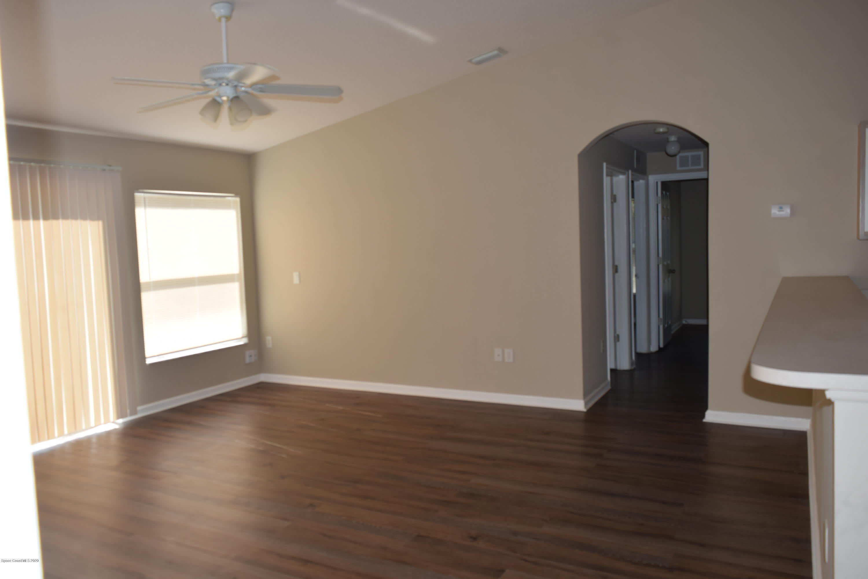 458 Fitzsimmons Street SW – photo 5